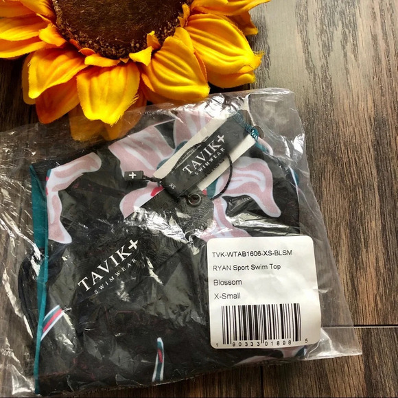 🦋B2G1🦋TAVIK RYAN Blossom Sport Swim Top NWT - Picture 9 of 12